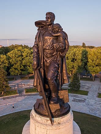 Soviet War Memorial (Treptower Park)